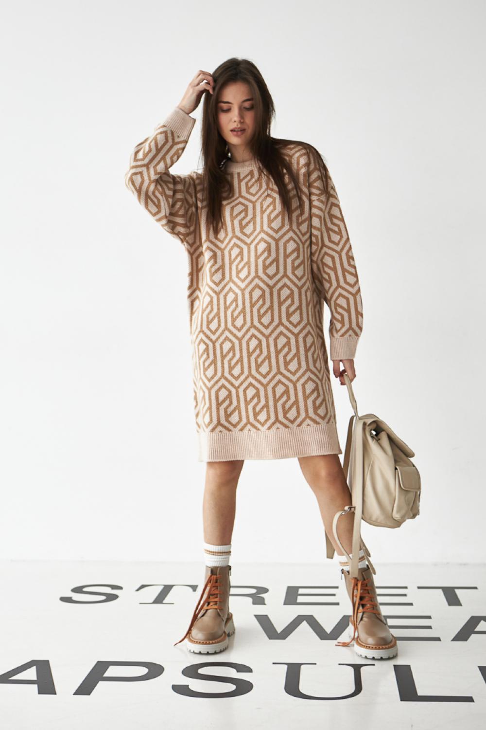 Dress made of warm woolen fabric Rudes Stimma