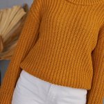 Jumper in mustard color