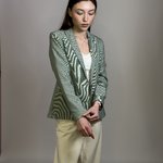Класичний жакет зеленого кольору Yuka Paris