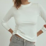 Basic milk longsleeve