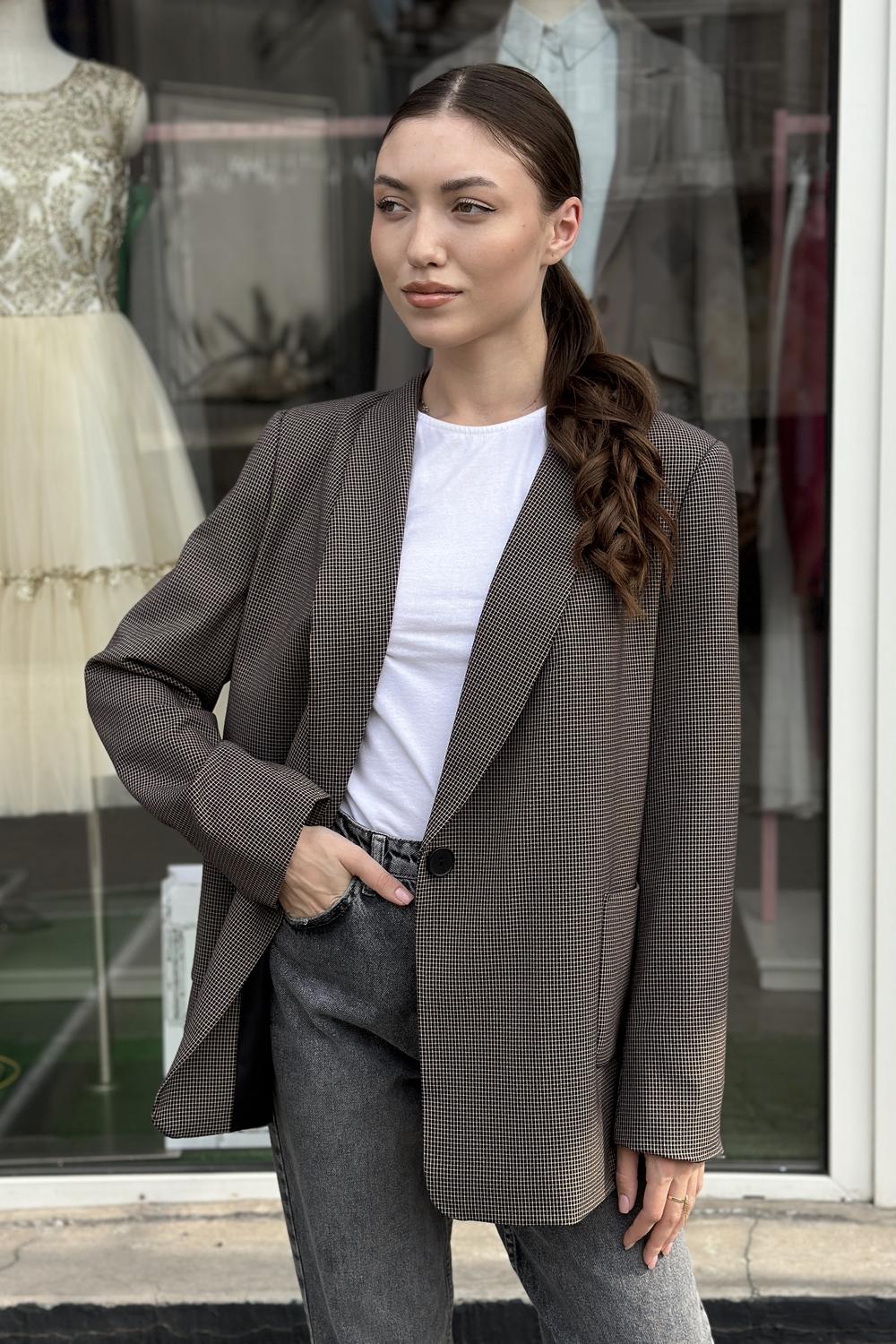 Костюм жіночий класичний в клітинку 669-02 HARDY
