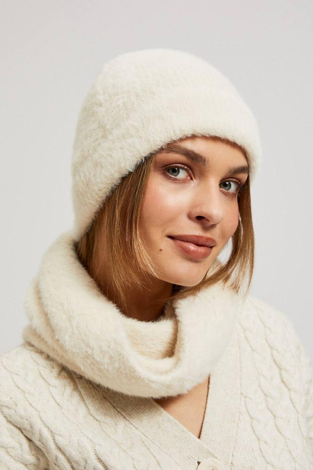 An ecru hat