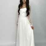 Весільна біла сукня з фатином