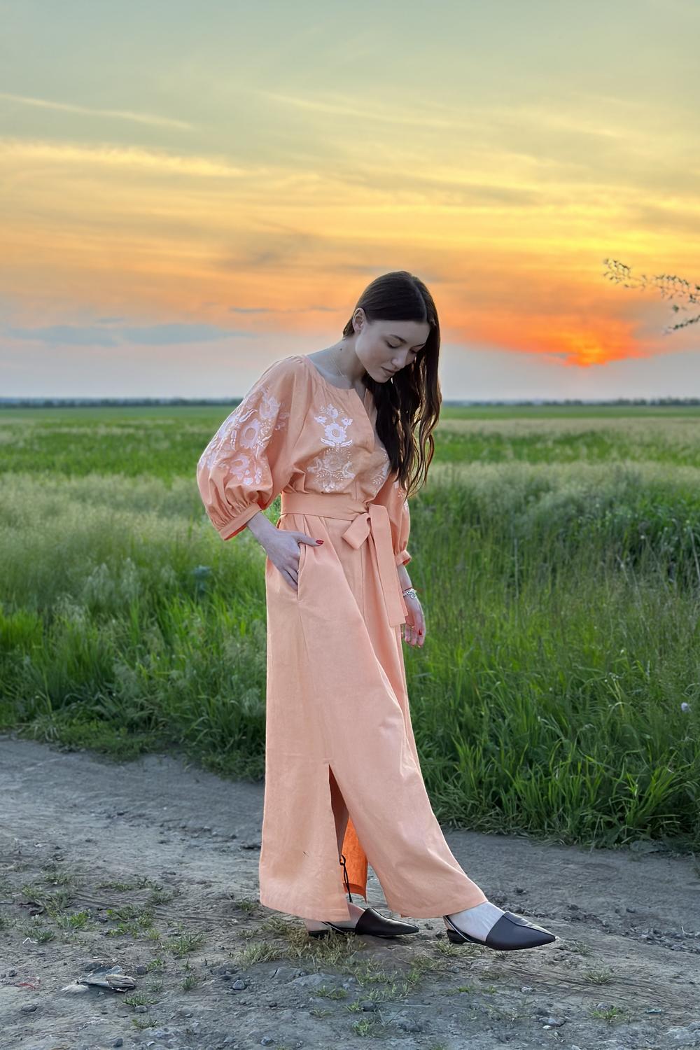 Сукня-вишиванка лляна жіноча помаранчева MAXA