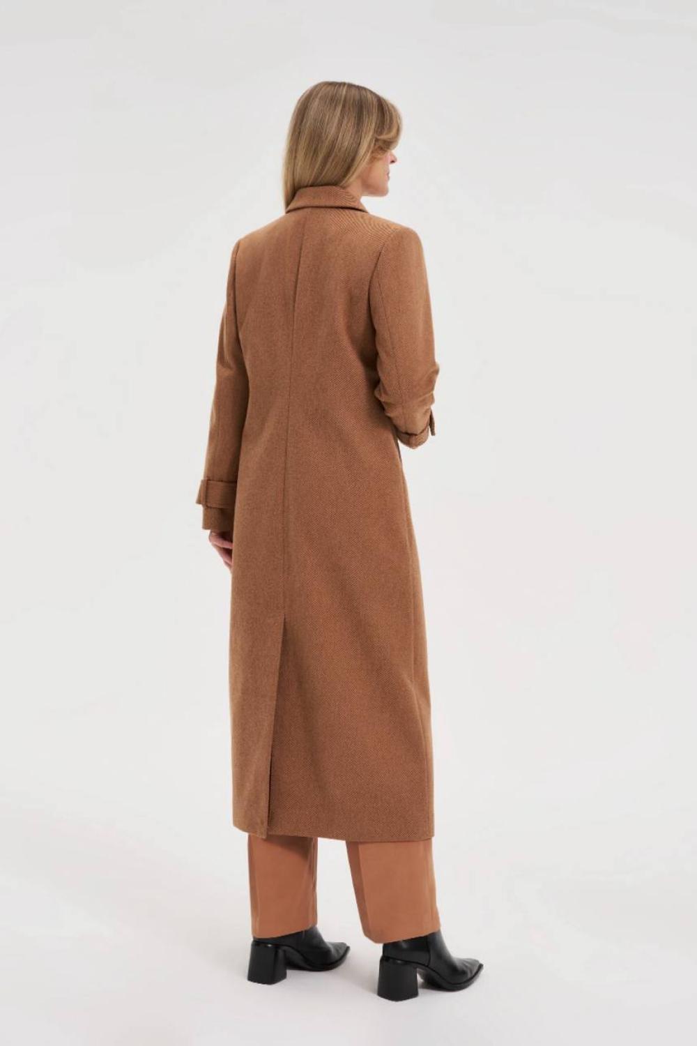 Women's long coat in camel color