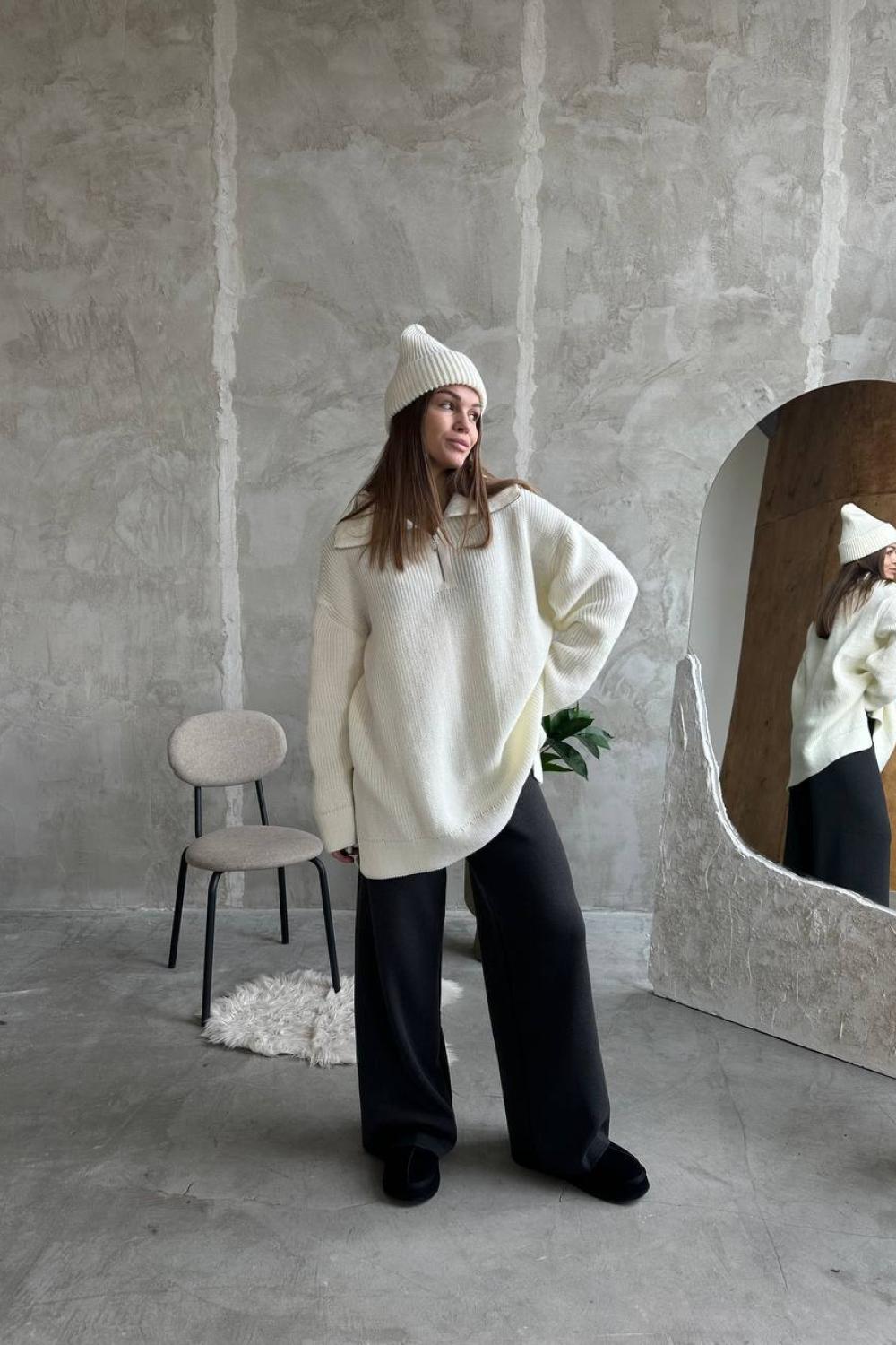 White oversized sweater 100% wool