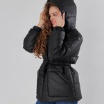 Зимова жіноча чорна куртка з кишенями 354-01 Hardy