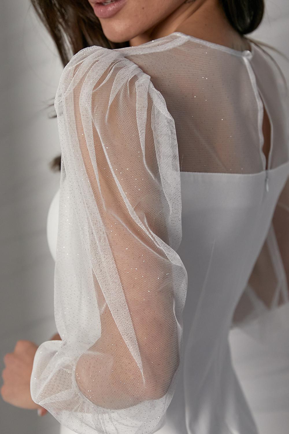 White dress 1390.2