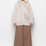 The eco-fur coat is a successful combination of style and comfort