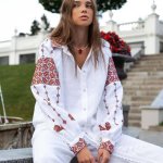 Women's embroidered linen shirt
