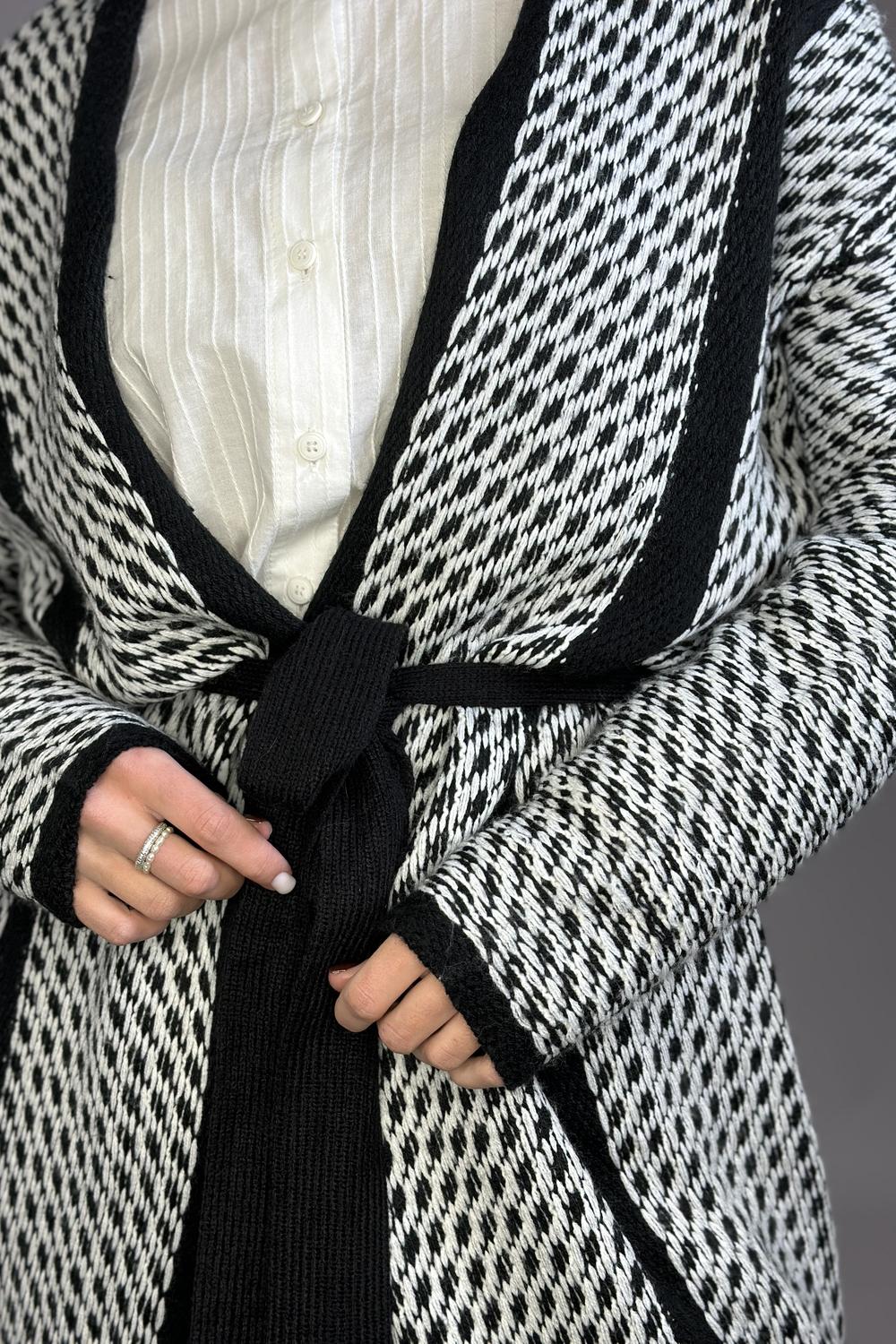 Cardigan black and white with belt Yuka Paris belt