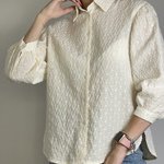 Блуза класична декорована квітами laura+max 22PE139