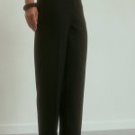 Black mid-rise pants with added wool