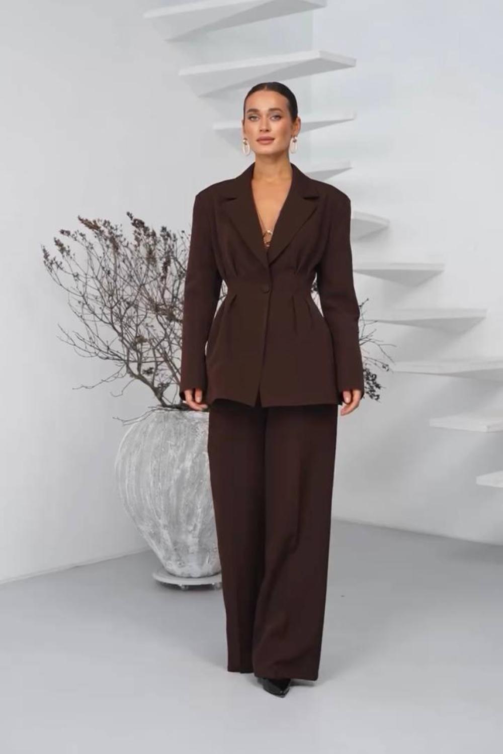 Choco suit with fitted jacket and palazzo pants 555_ecru