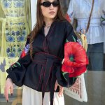 Вишиванка жіноча дизайнерська Червоні маки на чорному льоні  Embroidered Jem