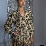 Scented dress in honey-colored flower pattern 20AH513. France. Yuka Paris