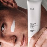 Зволожуючий денний крем з SPF 30/Daily Sun Cream Sister's Aroma