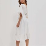 The dress is white from Moodo thread L-SU-4053