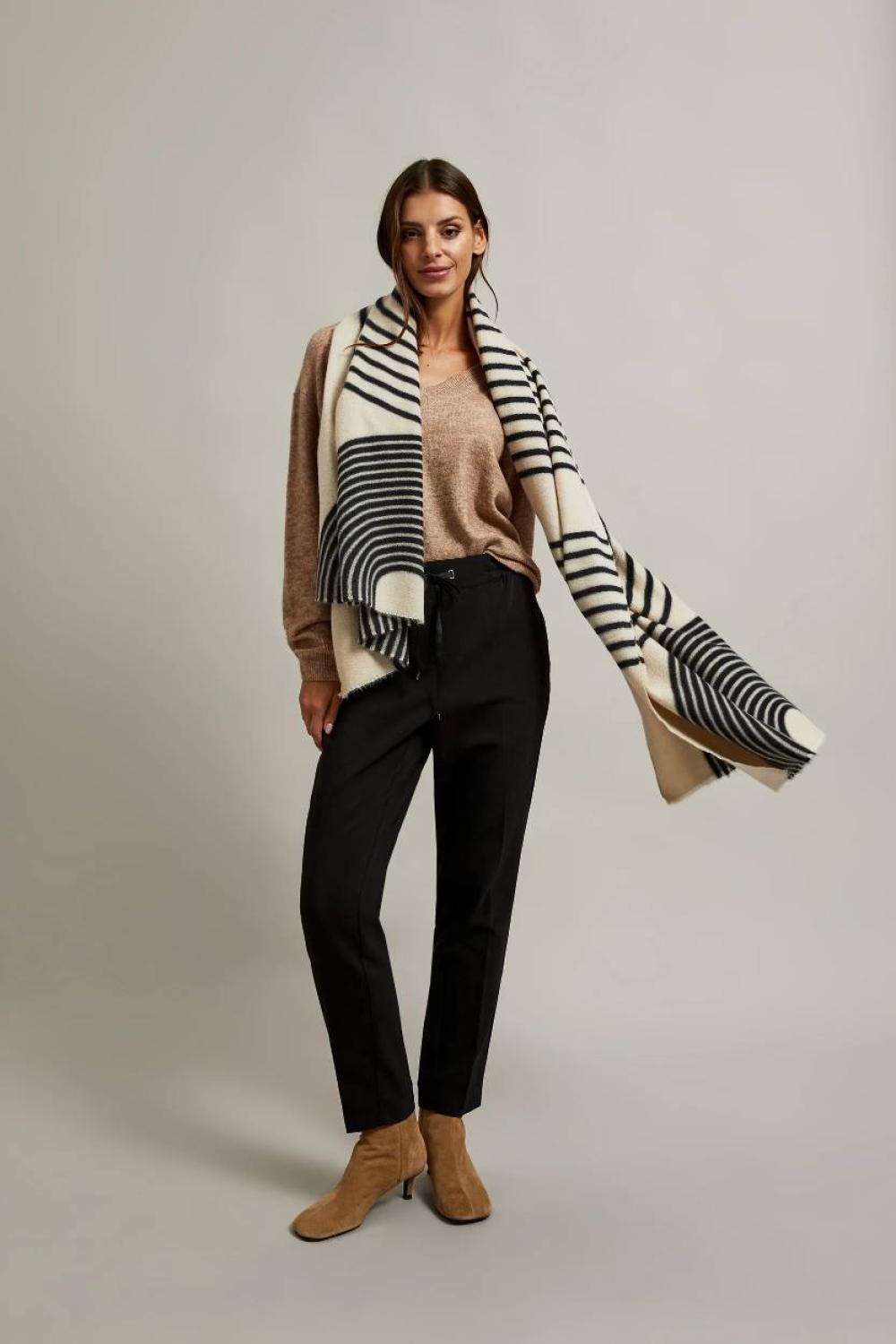 A beige scarf