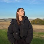 Чорна коротка куртка-жилетка зимова 1365-Realiz