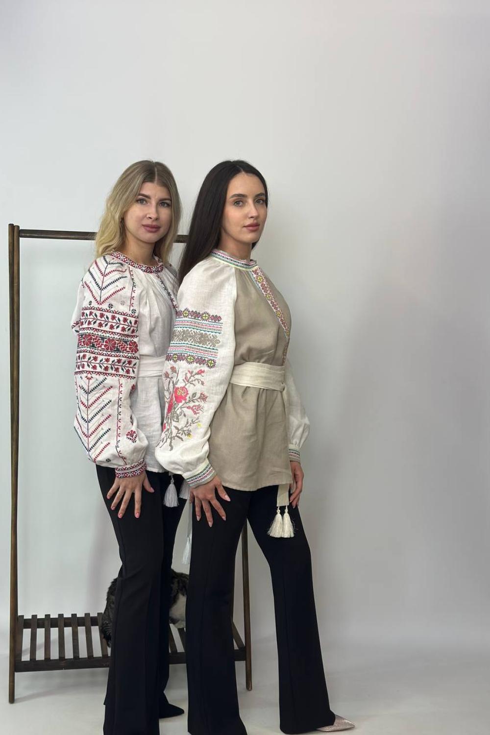 Women's embroidered linen shirt