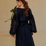 Cукня вишиванка жіноча лляна Рішельє чорна EMBROIDERED GEM