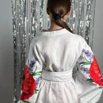 Вишиванка жіноча дизайнерська Червоні маки Embroidered Jem