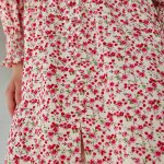 Dress with a vanilla-raspberry pattern Telia STIMMA