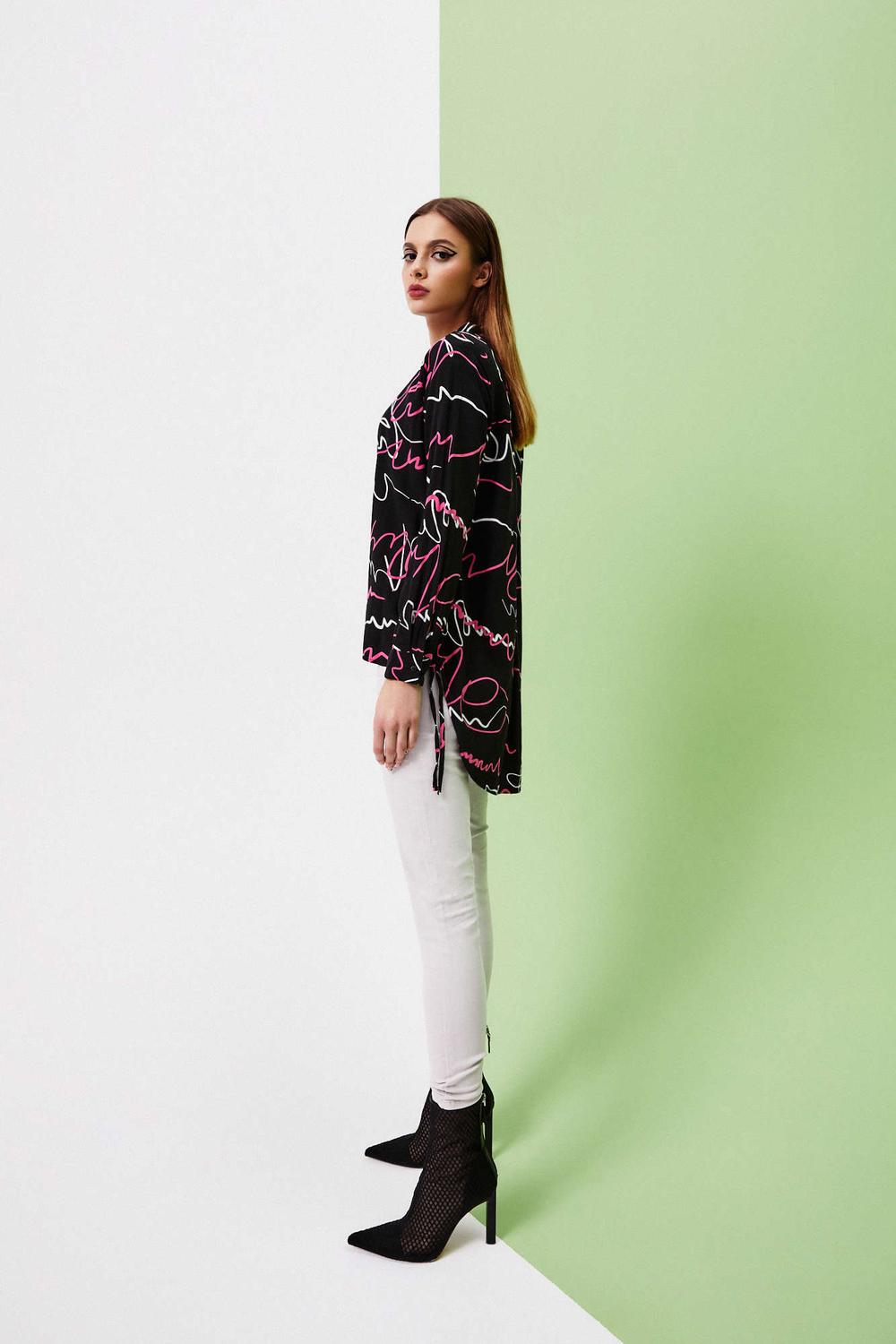 Blouse black in print L-KO-3710 MOODO