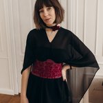 Red corset with black embroidery korset_red_black