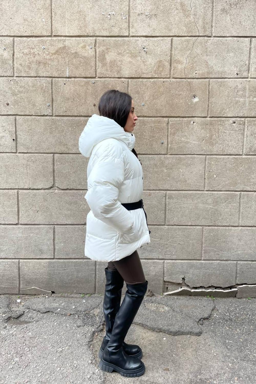 Premium quality winter white jacket