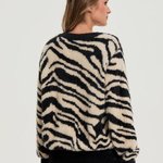 Sweater with fluffy floral pattern and stand-up collar Z-SW-4852-grey-L-realiz