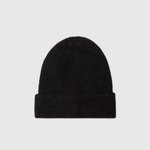 Women's black hat