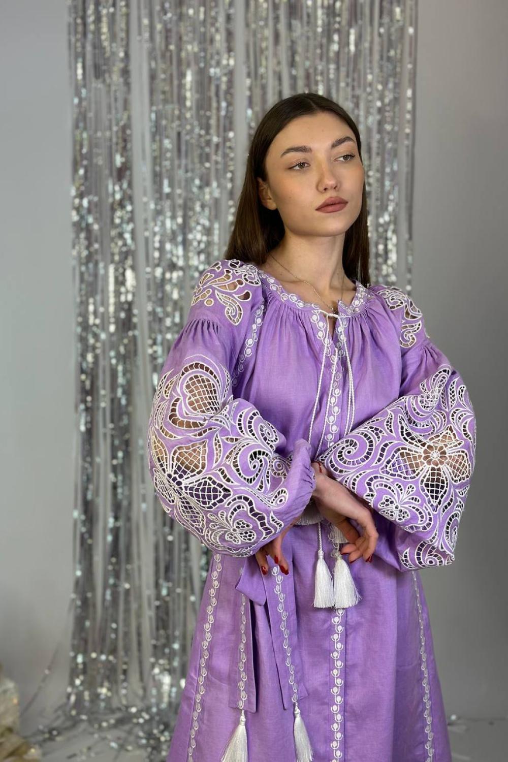 Embroidered GEM women's lavender Richelieu linen dress