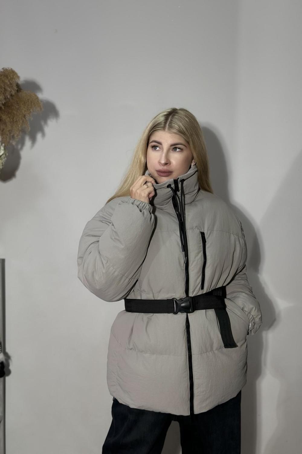 Зимова куртка сіра жіноча