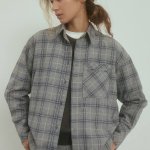 Shirt in a loose cut made of cotton