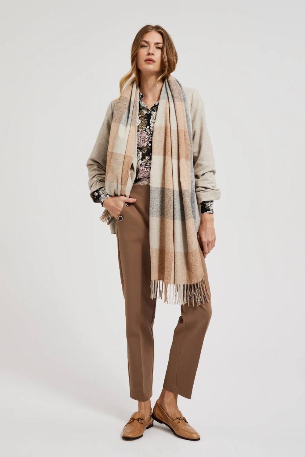 A beige scarf