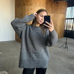 Сірий светр oversized