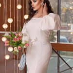 Молочна коктейльна сукня-міді