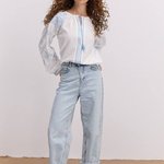 Women's embroidered milk shirt with blue embroidery