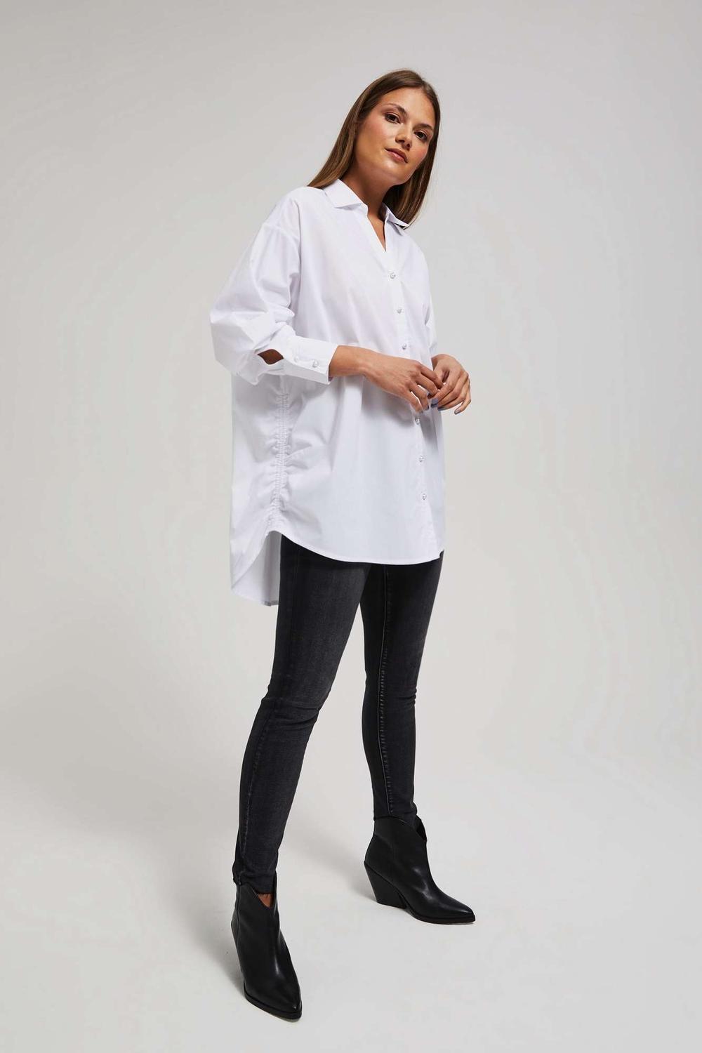 Basic shirt in oversize style Z-KO-4200 MOODO