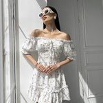Сукня молочна в квітковий фіолетовий принт Larionoff