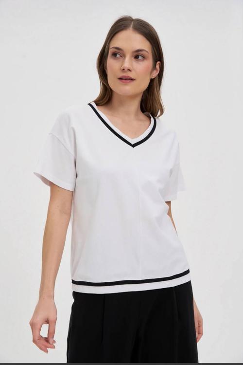 White T-shirt