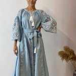 Cукня-вишиванка жіноча лляна Рішельє блакитна EMBROIDERED GEM