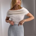 Classic knit skirt