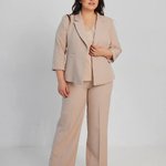 Бежевий костюм Plus Size