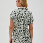 Блуза оливкова з коротким рукавом