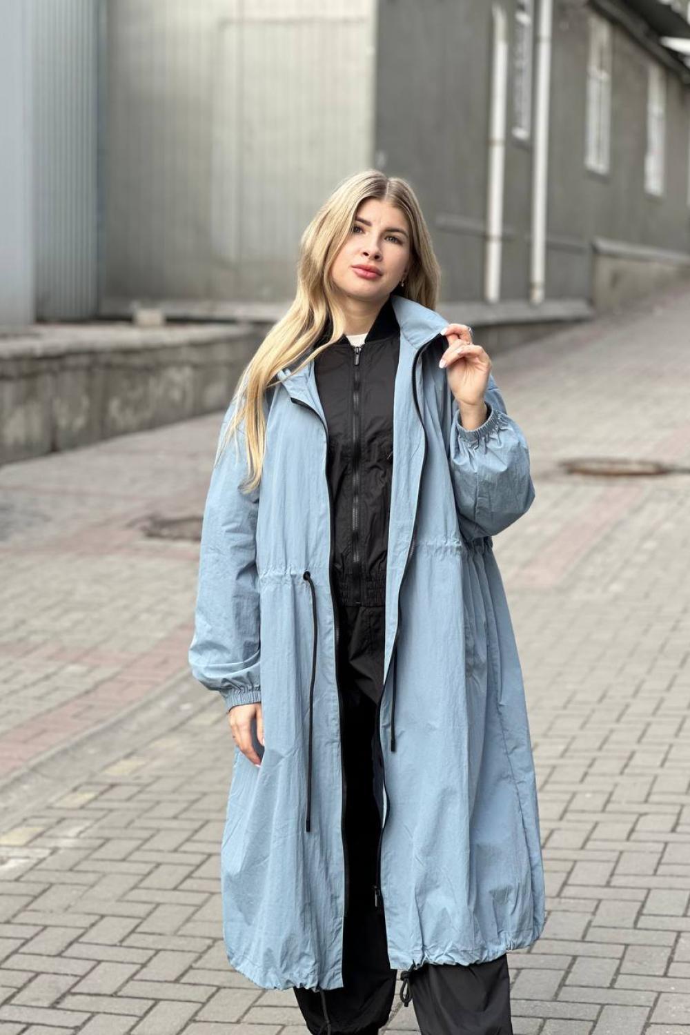 Плащ блакитний