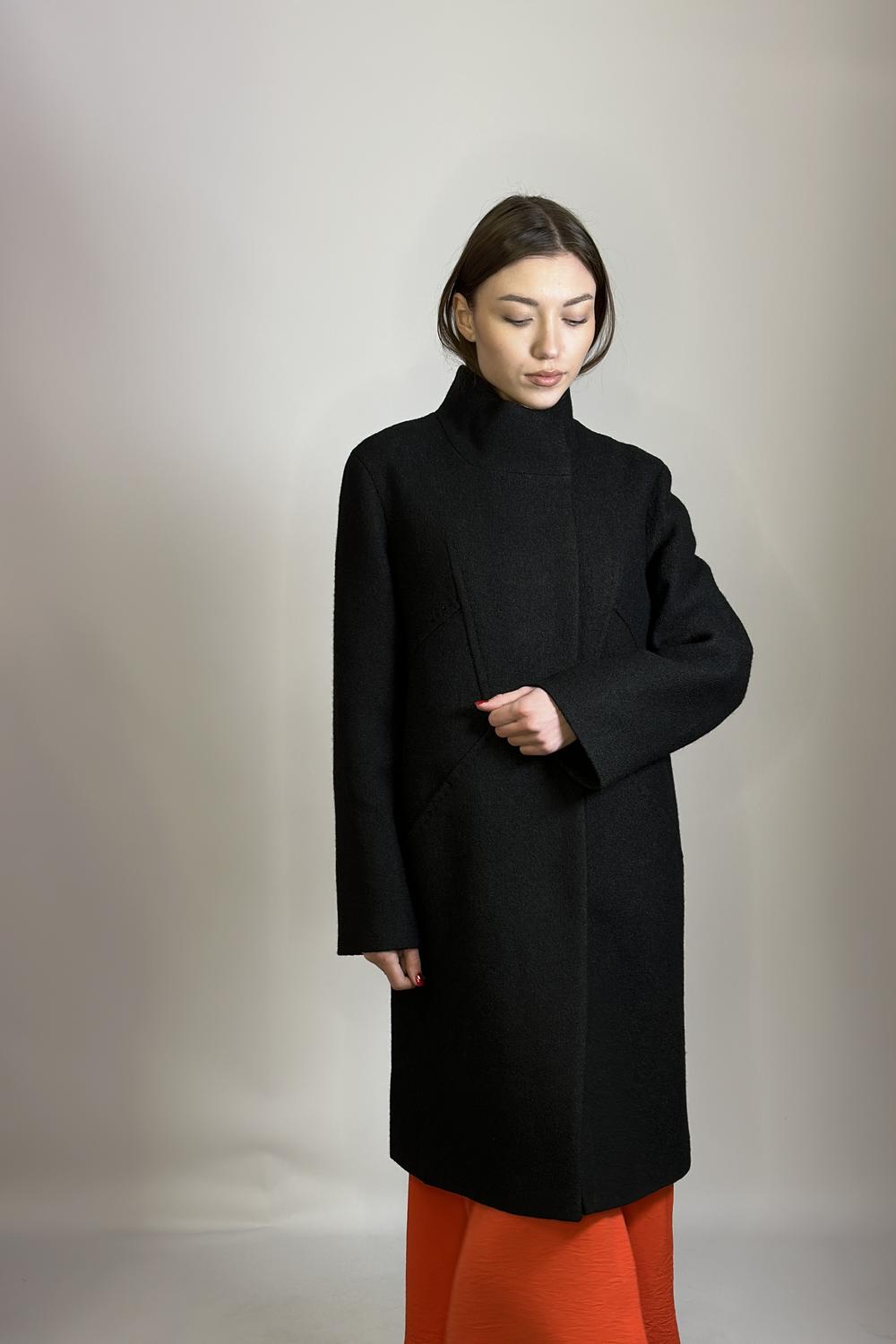Пальто жіноче демісезонне з вовни чорне Mirella moda