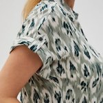 Блуза оливкова з коротким рукавом
